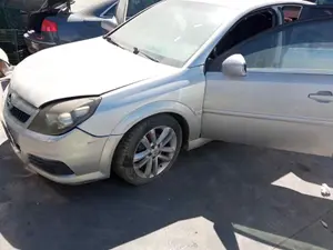 OPEL VECTRA C BERLINA foto 3