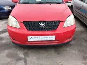 TOYOTA COROLLA (E12) foto 1