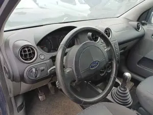 FORD FIESTA (CBK) foto 6