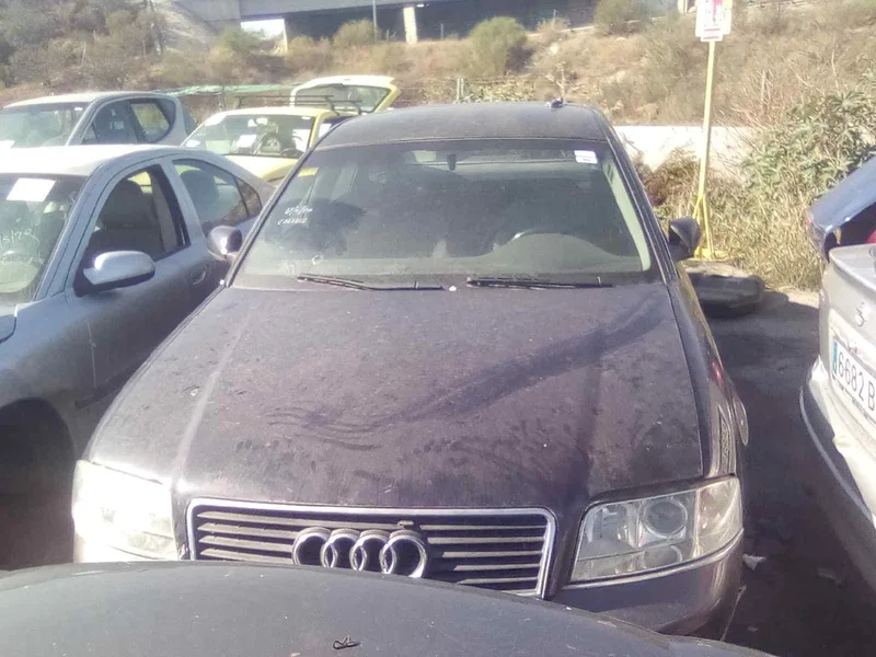 AUDI A6 BERLINA (4B2)