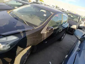 RENAULT CLIO III foto 3