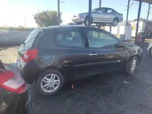 RENAULT CLIO III foto 6