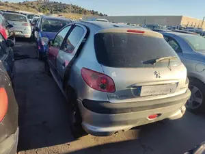 PEUGEOT 206 foto 5