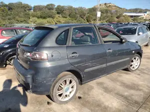 SEAT IBIZA (6L1) foto 6