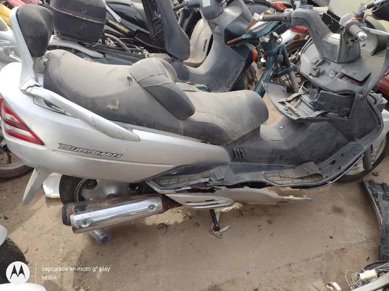 SUZUKI BURGMAN 200 / 250