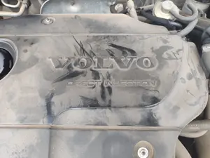 VOLVO S40 BERLINA foto 4