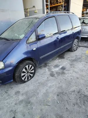 SEAT ALHAMBRA (7V9) foto 2
