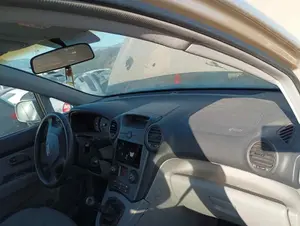 KIA CARENS (UN) foto 4