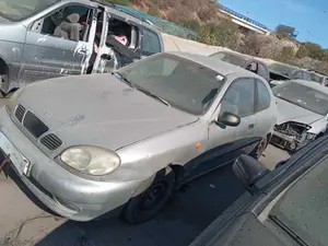 DAEWOO LANOS foto 2