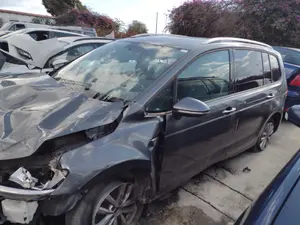 VOLKSWAGEN TOURAN (5T1) foto 4