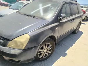 KIA CARNIVAL foto 3