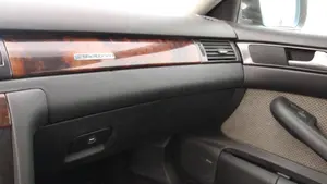 AUDI A6 AVANT (4B5) foto 37