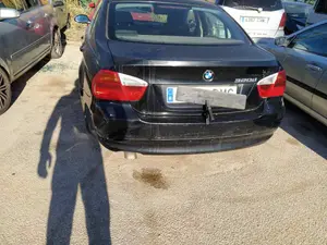 BMW SERIE 3 BERLINA (E90) foto 3