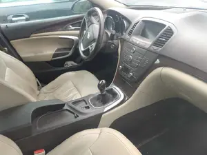 OPEL INSIGNIA BERLINA foto 2