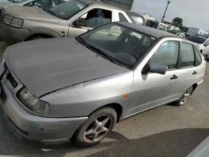SEAT CORDOBA BERLINA (6K2) foto 2