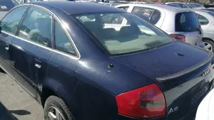 AUDI A6 BERLINA (4B2) foto 3