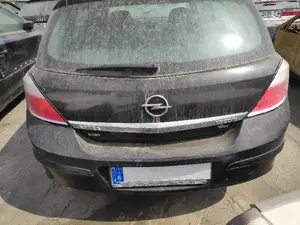 OPEL ASTRA H BERLINA foto 4