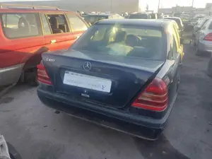 MERCEDES-BENZ CLASE C (BM 202) BERLINA foto 3