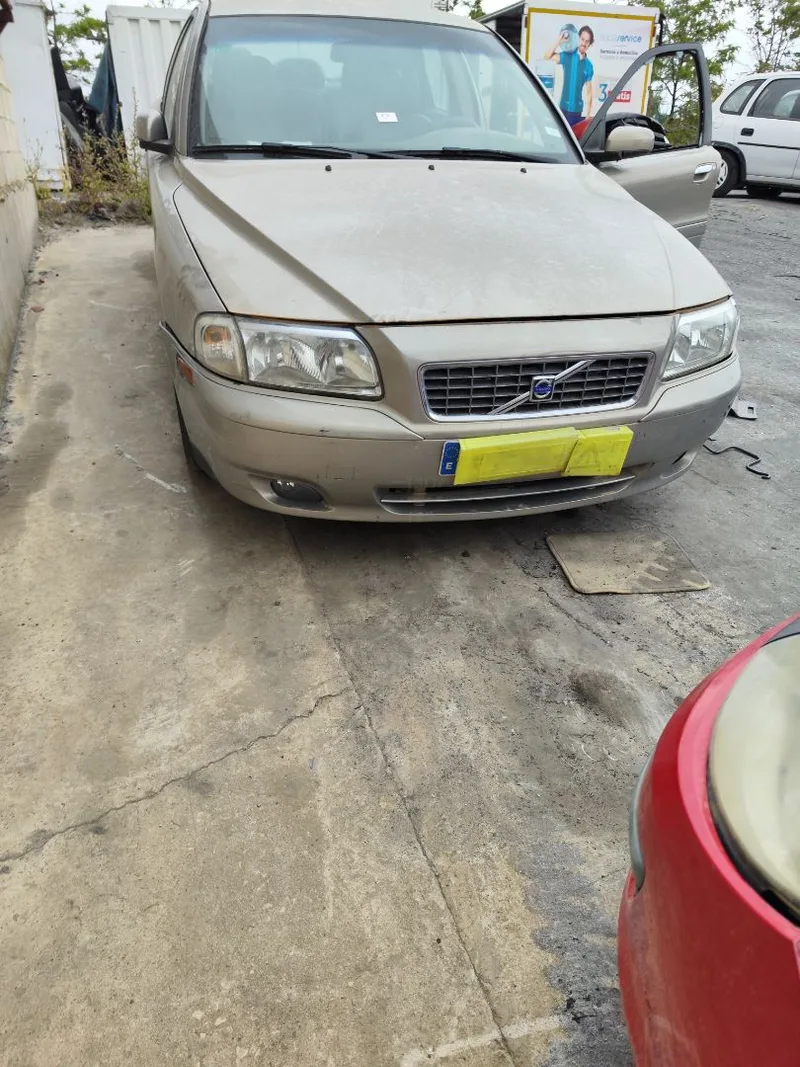 VOLVO S80 BERLINA