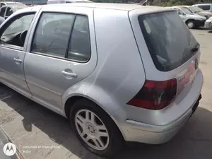 VOLKSWAGEN GOLF IV BERLINA (1J1)(10.1997) foto 3