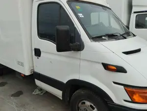IVECO DAILY FURGÓN foto 4