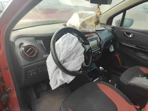 RENAULT CAPTUR I foto 2