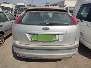 FORD FOCUS BERLINA (CAP) foto 7