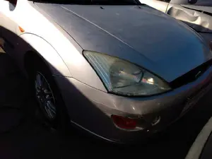 FORD FOCUS BERLINA (CAK) foto 7