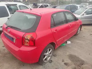 TOYOTA COROLLA (E12) foto 2