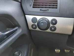 OPEL ASTRA H BERLINA foto 2