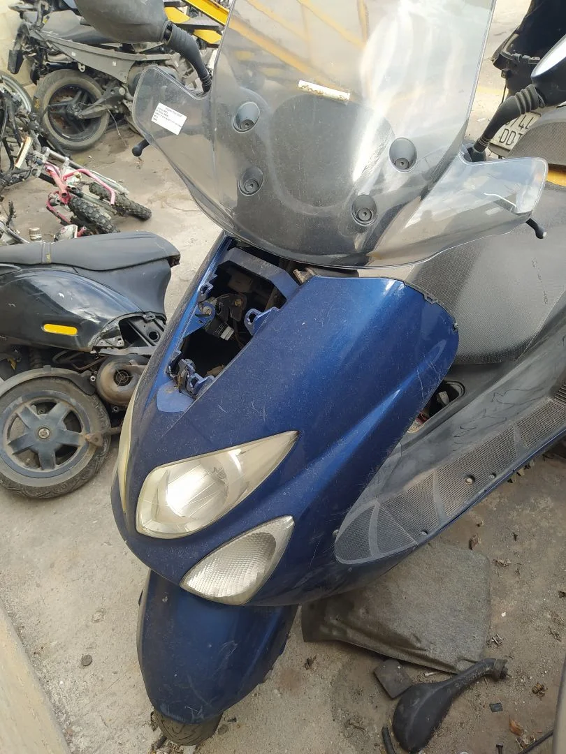 YAMAHA YP 125 R MAJESTY