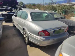JAGUAR X-TYPE foto 4