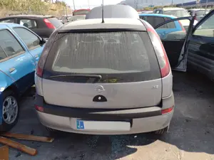 OPEL CORSA C foto 8
