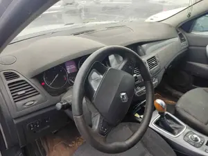 RENAULT LAGUNA III BERLINA foto 5