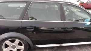 AUDI A6 AVANT (4B5) foto 12