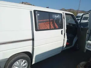VOLKSWAGEN T4 TRANSPORTER BUS foto 6