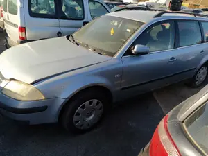 VOLKSWAGEN PASSAT VARIANT (3B6) foto 5