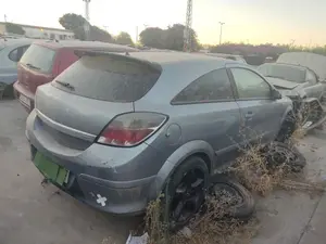 OPEL ASTRA H BERLINA foto 6