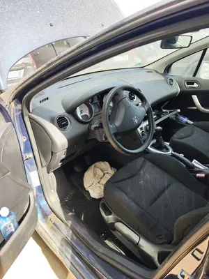 PEUGEOT 308 foto 4