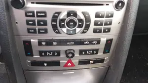 PEUGEOT 407 foto 11