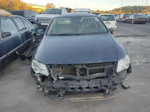 VOLKSWAGEN PASSAT BERLINA (3C2) foto 1