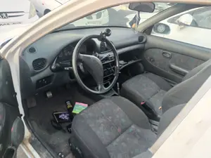 HYUNDAI ACCENT (LC) foto 4