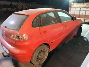 SEAT IBIZA (6L1) foto 4