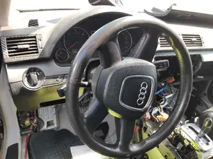 AUDI A4 AVANT (8E) foto 3