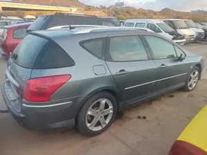 PEUGEOT 407 foto 6