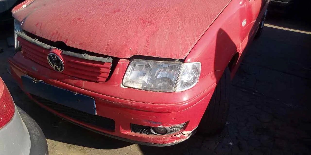 VOLKSWAGEN POLO III BERLINA (6N2)