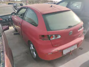SEAT IBIZA (6L1) foto 3