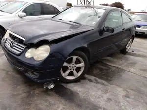 MERCEDES-BENZ CLASE C (BM 203) SPORTCOUPE foto 5