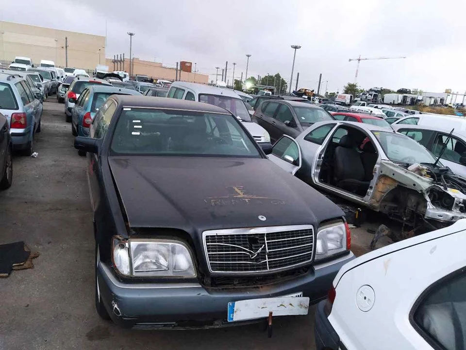 MERCEDES-BENZ CLASE S (BM 140) BERLINA