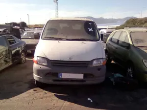 TOYOTA HI-ACE foto 1
